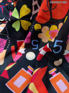 Luxury Womens Scarf Chanel Wardrobe Silk Scarf in Black 110x200CM A151PP260 AA160336