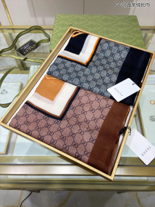 Luxury Womens Scarf Gucci GG Silk Scarf in Black 110x200CM A151PP260 AA160285