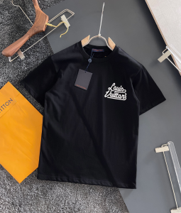 Louis Vuitton Mens Black Cotton T Shirt 