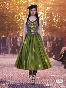 Luxury Womens Hat Dior Mesh Beret with Veil in Black Cotton A154PP580 AA161357