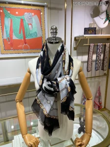 Luxury Womens Scarf Chanel CC Logo Silk Scarf in Black 110x200CM A151PP280 AA161092