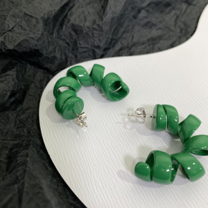 Luxury Womens Jewelry Bottega Veneta Turn Hoop Earrings in Green A152PP140 AA162141