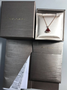 Luxury Womens Jewelry Bvlgari Divas Dream Necklace in Red A205PP300 AA162338