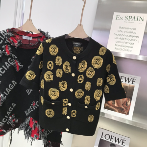 Chanel 2021FW CC Logo Wool Cardigan Black 