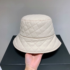Luxury Womens Hats Chanel White Cannage Chain CC Bucket Hat A144PP100 AA162918