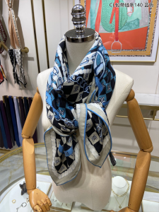 Luxury Womens Scarf Celine Triomphe Silk Scarf in Blue 140x140CM A151PP300 AA162952