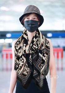 Luxury Womens Scarf Fendi Black Silk Scarf 110x200CM A151PP260 AA162928