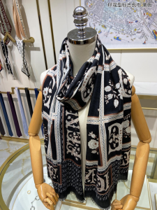 Luxury Womens Scarf Fendi Black Silk Scarf 110x200CM A151PP260 AA162928