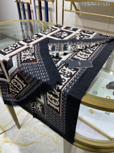 Luxury Womens Scarf Fendi Black Silk Scarf 110x200CM A151PP260 AA162928