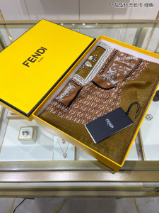 Luxury Womens Scarf Fendi Green Silk Scarf 110x200CM A151PP260 AA162927