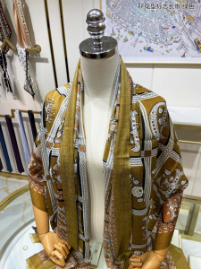 Luxury Womens Scarf Fendi Green Silk Scarf 110x200CM A151PP260 AA162927