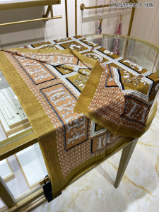 Luxury Womens Scarf Fendi Green Silk Scarf 110x200CM A151PP260 AA162927