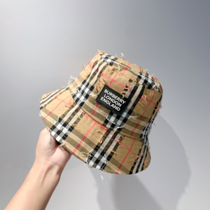 Burberry House Check Bucket Hat 