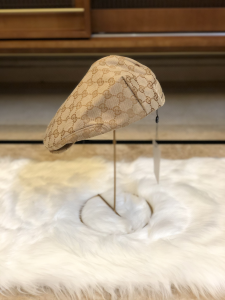 Luxury Womens Hat Gucci GG Cotton Drill Flat Cap Hat in Beige A190PP90 AA163345