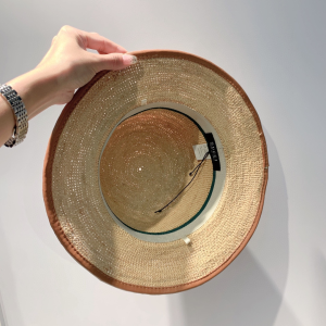 Luxury Womens Hat Gucci Straw Hat with Horsebit in Beige A190PP160 AA163335