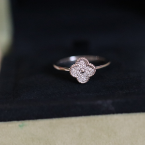 Van Cleef Arpels Sweet Alhambra Crystal Ring 