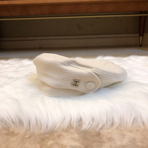 Luxury Womens Hats Chanel CC White Cotton Beret Hat A190PP95 AA163938