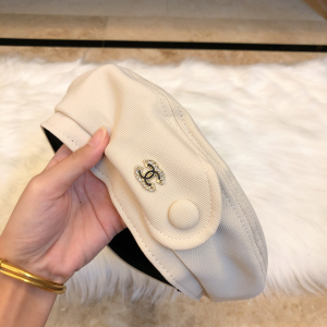 Luxury Womens Hats Chanel CC White Cotton Beret Hat A190PP95 AA163938