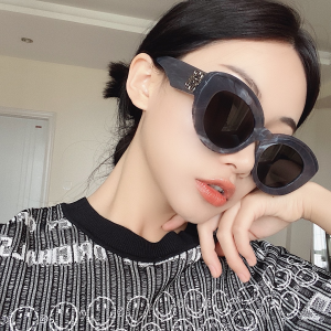 Luxury Womens Sunglasses Loewe Luxury Sunglasses LW40051F A65PP180 AA164056