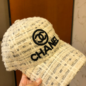 Luxury Womens Hats Chanel White Tweed Baseball Hat A190PP100 AA164472