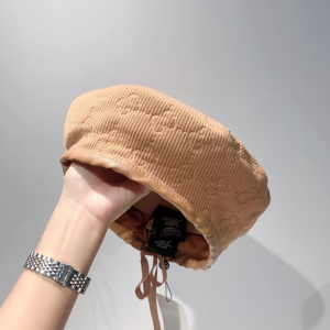 Luxury Womens Hats Gucci GG Fabric Beret Hat in Beige A190PP90 AA164466