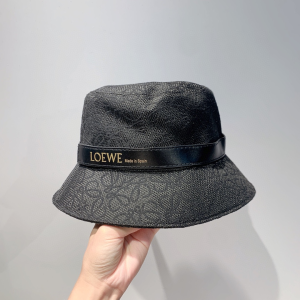 Loewe Anagram Bucket Hat Black 