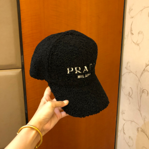 Luxury Womens Hats Prada Black Shearling Wool Baseball Hat A190PP95 AA164474