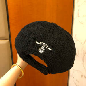 Luxury Womens Hats Prada Black Shearling Wool Baseball Hat A190PP95 AA164474