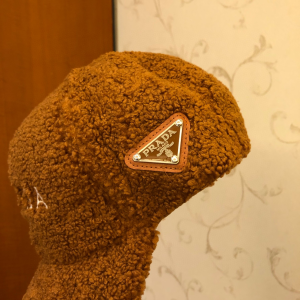 Luxury Womens Hats Prada Brown Shearling Wool Baseball Hat A190PP95 AA164477