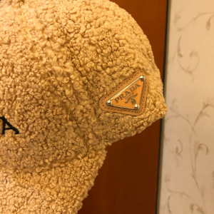 Luxury Womens Hats Prada Tan Shearling Wool Baseball Hat A190PP95 AA164476