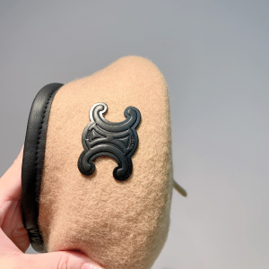 Luxury Womens Hats Celine Triomphe Beige Cashmere Wool Beret Hat A190PP110 AA164954