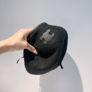 Luxury Womens Hats Celine Triomphe Black Cashmere Wool Beret Hat A190PP110 AA164955
