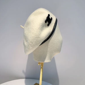 Luxury Womens Hats Celine Triomphe White Cashmere Wool Beret Hat A190PP110 AA164953