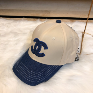 Luxury Womens Hats Chanel CC Logo Beige Cotton Baseball Hat A190PP90 AA164959