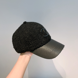 Luxury Womens Hats Chanel CC Logo Black Shearling Fur Baseball Hat A190PP90 AA164948