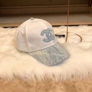 Chanel CC Logo White Cotton Baseball Hat 