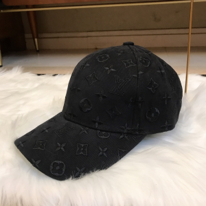 Louis Vuitton Monogram Black Baseball Hat 