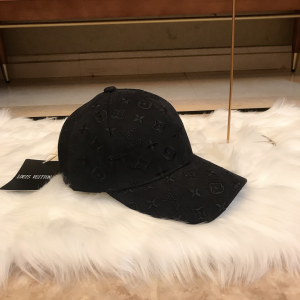 Luxury Womens Hats Louis Vuitton Monogram Black Baseball Hat A190PP95 AA164926