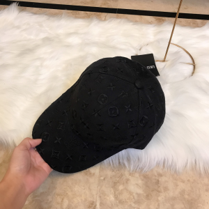 Luxury Womens Hats Louis Vuitton Monogram Black Baseball Hat A190PP95 AA164926