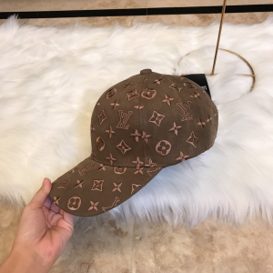 Luxury Womens Hats Louis Vuitton Monogram Gray Baseball Hat A190PP95 AA164929