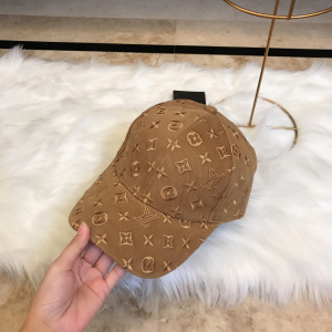 Luxury Womens Hats Louis Vuitton Monogram Tan Baseball Hat A190PP95 AA164927