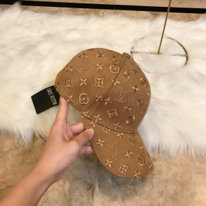 Luxury Womens Hats Louis Vuitton Monogram Tan Baseball Hat A190PP95 AA164927