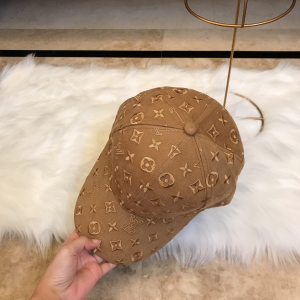 Luxury Womens Hats Louis Vuitton Monogram Tan Baseball Hat A190PP95 AA164927