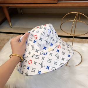 Luxury Womens Hats Louis Vuitton Monogram White Nylon Bucket Hat A190PP95 AA164924