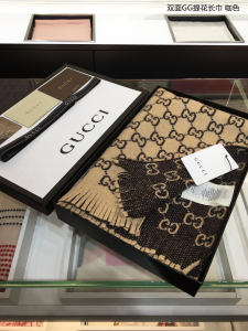 Luxury Womens Scarf Gucci GG Cashmere Wool Scarf in Brown 28x180CM A151PP190 AA165647