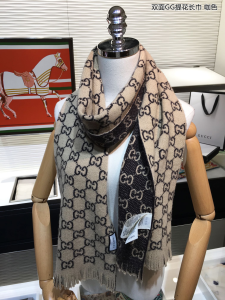 Luxury Womens Scarf Gucci GG Cashmere Wool Scarf in Brown 28x180CM A151PP190 AA165647