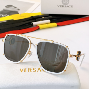 Versace Luxury Sunglasses VE2233 