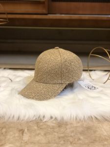 Luxury Womens Hat Loewe Anagram Canvas Baseball Cat Hat in Beige A190PP95 AA166350