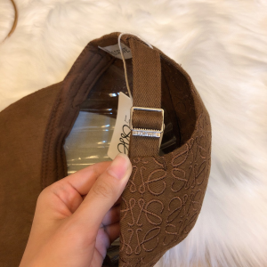 Luxury Womens Hat Loewe Anagram Canvas Baseball Cat Hat in Khaki A190PP95 AA166352