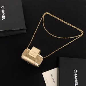 Chanel Chain Airpod Case Gold 